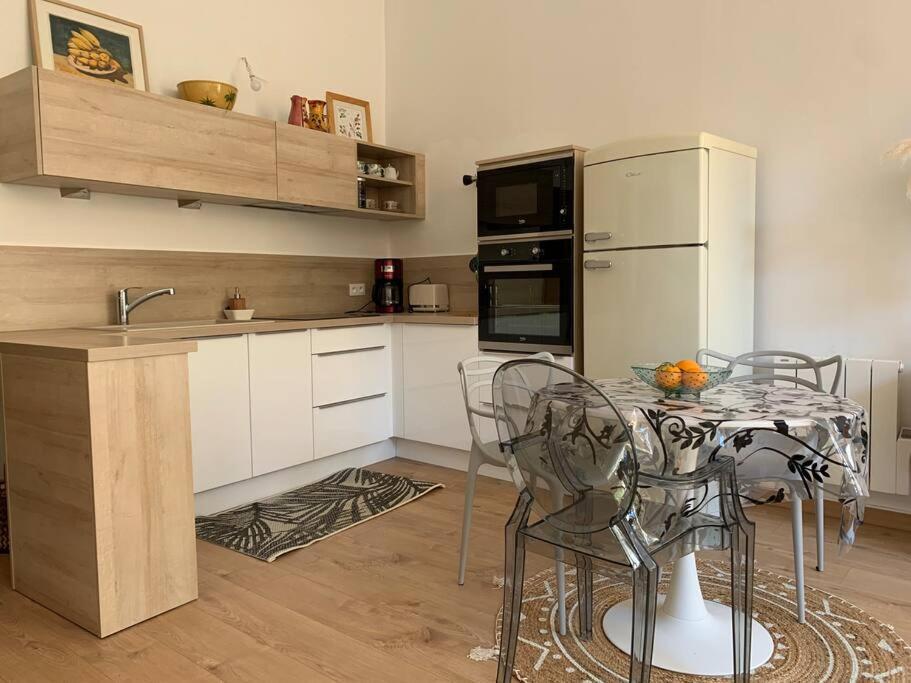 Capucines, Un Jardin Secret Dans Le Centre Historique Apartamento *