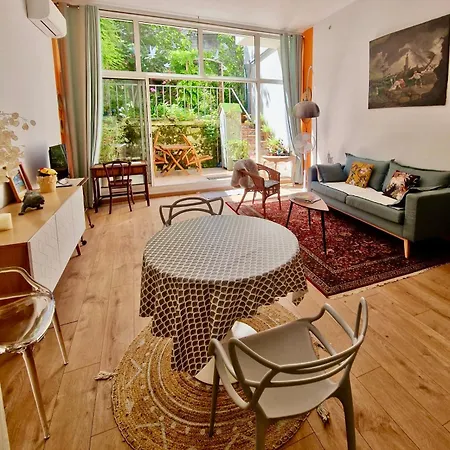 Appartement Capucines, Un Jardin Secret Dans Le Centre Historique à Arles Extérieur photo
